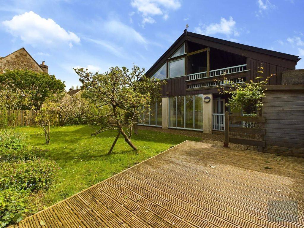 3 bed barn conversion to rent in Norbin, Box, Corsham SN13, £1,650 pcm