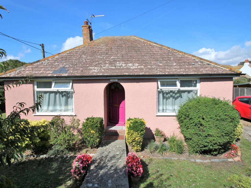 2 bed detached house for sale in Tram Road, Rye Harbour TN31, £425,000 Zoopla