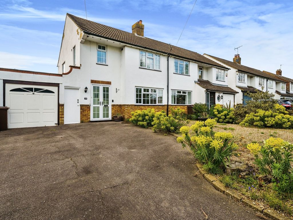 3 bed semidetached house for sale in Watford Road, Chiswell Green, St