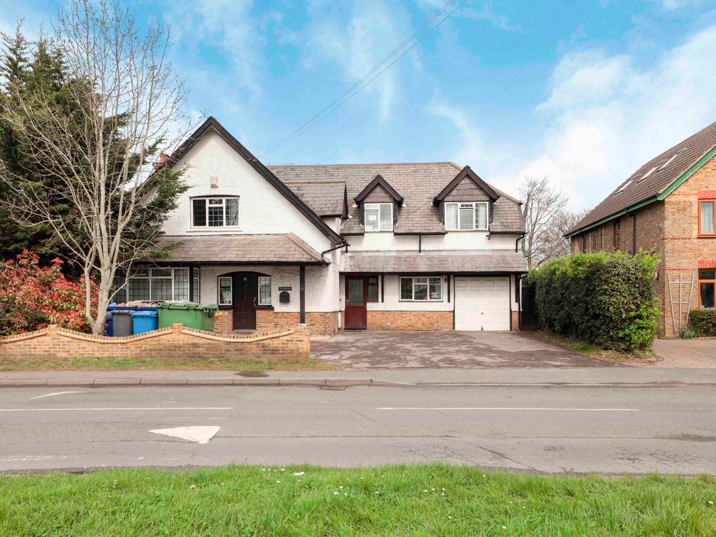 10 bed detached house for sale in London Road, Datchet, Slough SL3, £