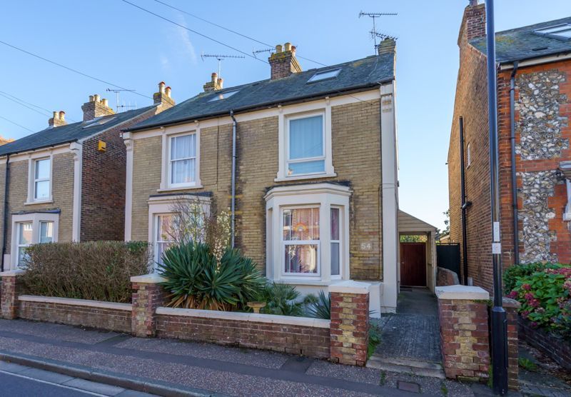 Lyndhurst Road Chichester PO19  