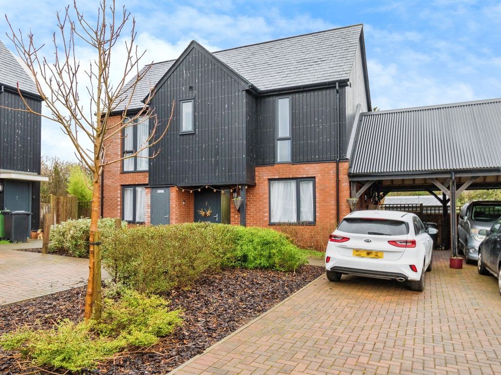 3 bed detached house for sale in Harding Close, Sutton Scotney