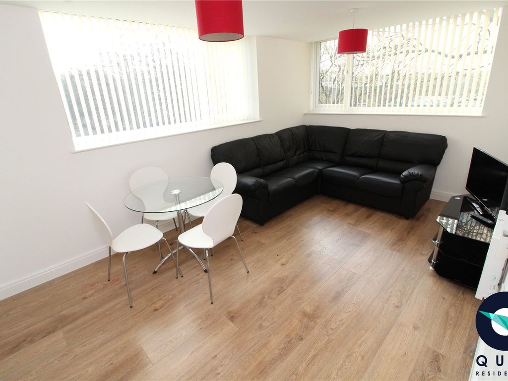 2 bed flat to rent in Merebank Tower, Greenbank Drive, Liverpool L17, £