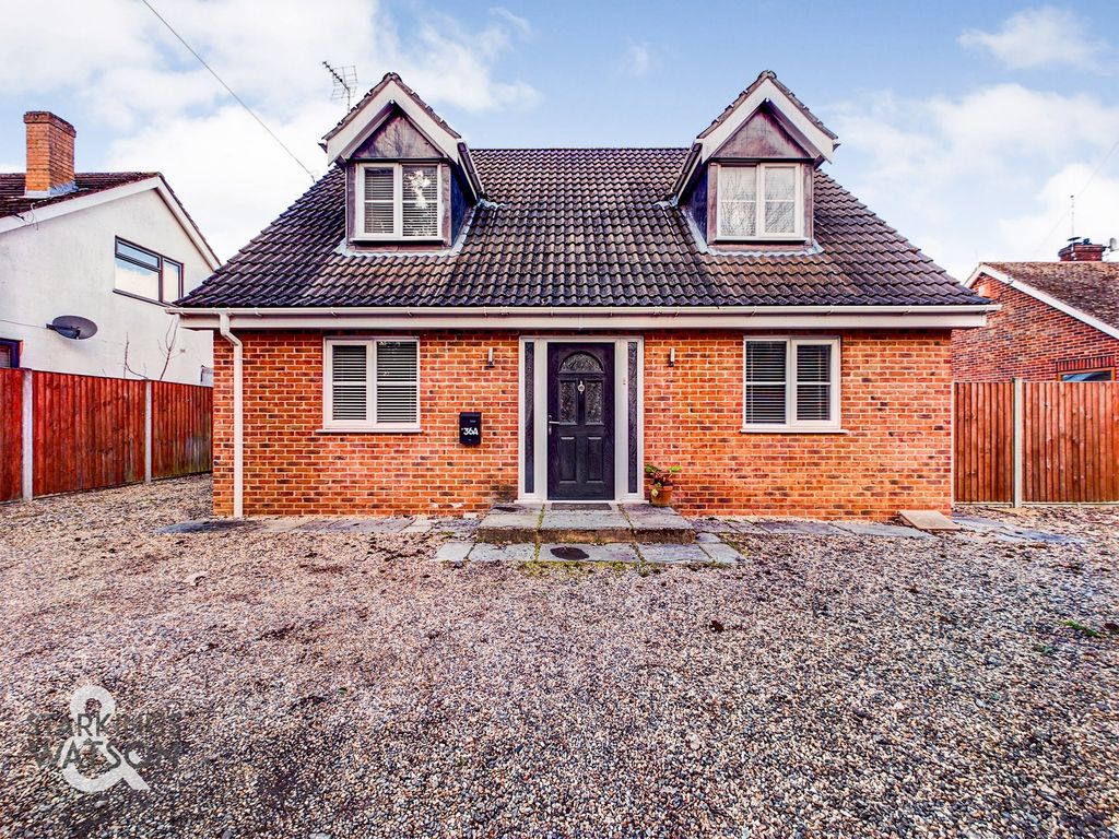 4 bed property for sale in Dereham Road, New Costessey, Norwich NR5