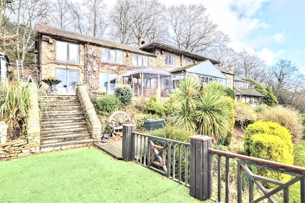 4 bed detached house for sale in Barnsley Road, Silkstone, Barnsley S75