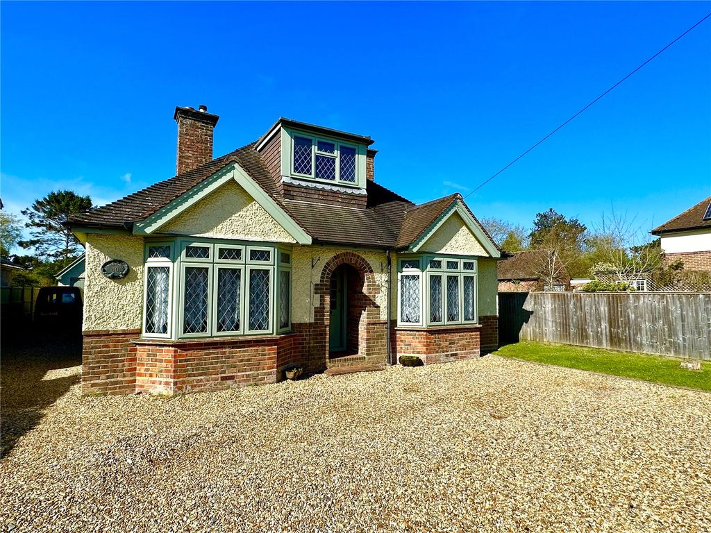3 bed bungalow for sale in Ramley Road, Lymington, Hampshire SO41 Zoopla