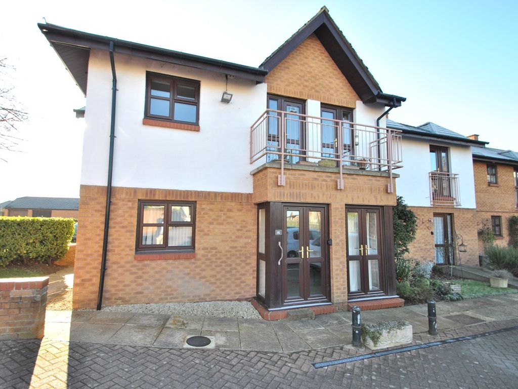 2 bed property for sale in Cleeve, Cheltenham, Gloucester GL52, £185,000 Zoopla