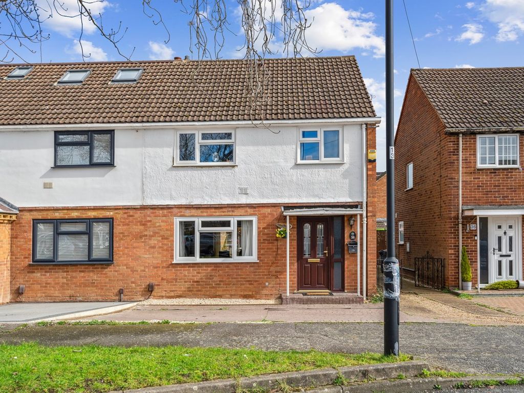 4 bed semidetached house for sale in Talbot Avenue, Slough SL3 Zoopla