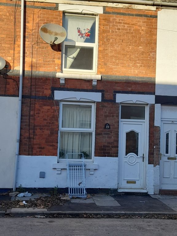 2 bed terraced house for sale in Charles Street, Doncaster DN1, £95,000 Zoopla