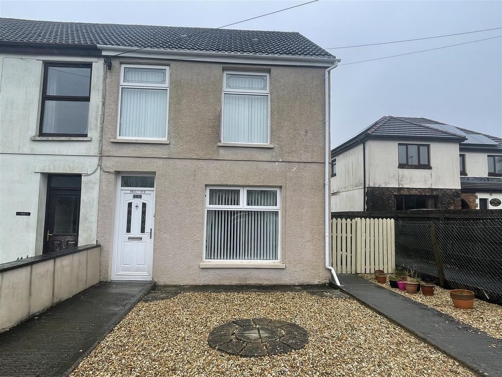 4 bed semidetached house for sale in Carmarthen Road, Cross Hands