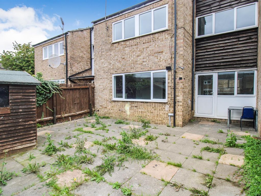 4 bed terraced house for sale in Greenland Walk, Corby NN18, £180,000