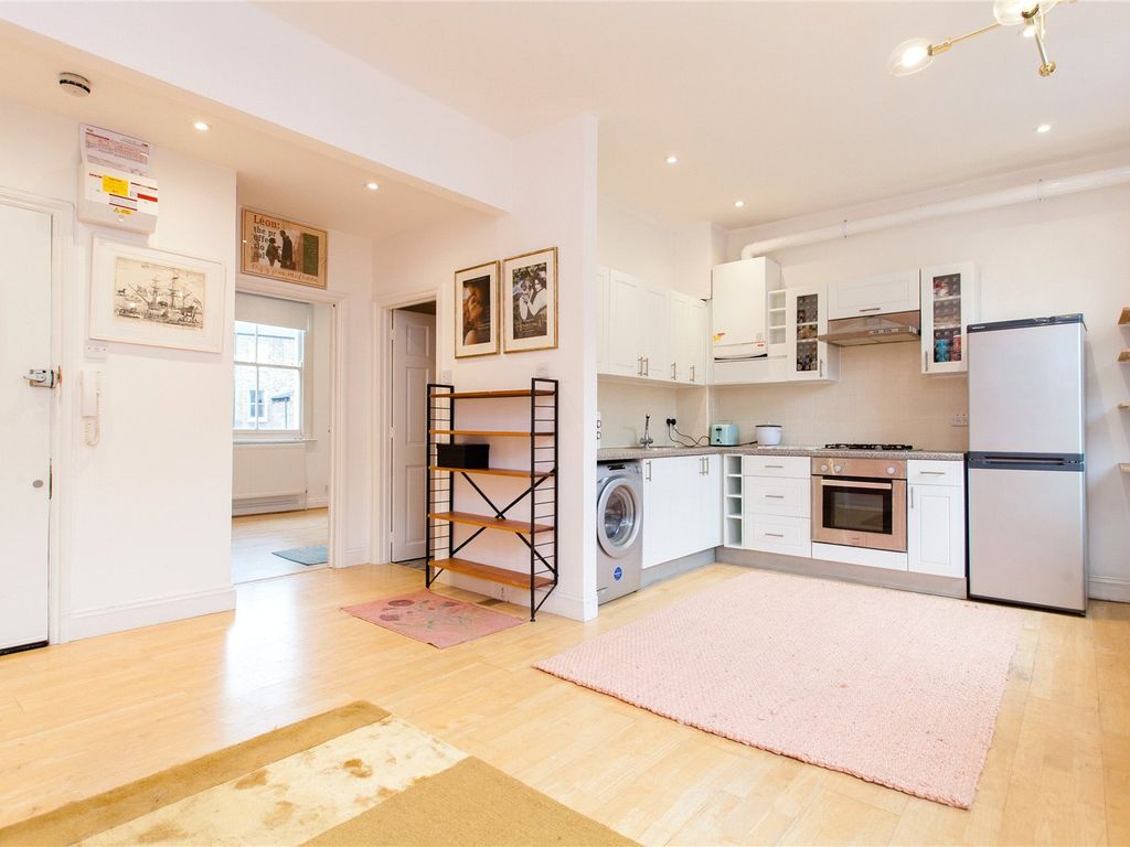 1 bed flat to rent in Victoria Park Road, South Hackney, London E9, £