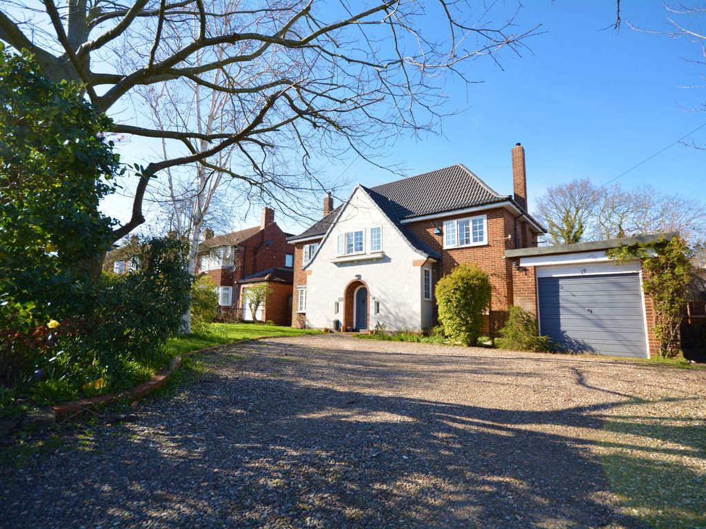 4 bed detached house for sale in Waldridge Road, Chester Le Street DH2