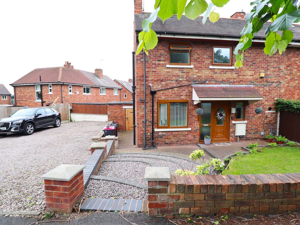 2 bed semidetached house for sale in East Avenue, Swinton, Mexborough