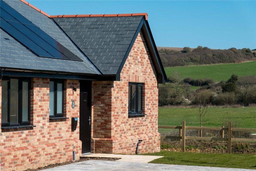 3 bed bungalow for sale in Chatfield Road, Niton, Ventnor PO38 Zoopla