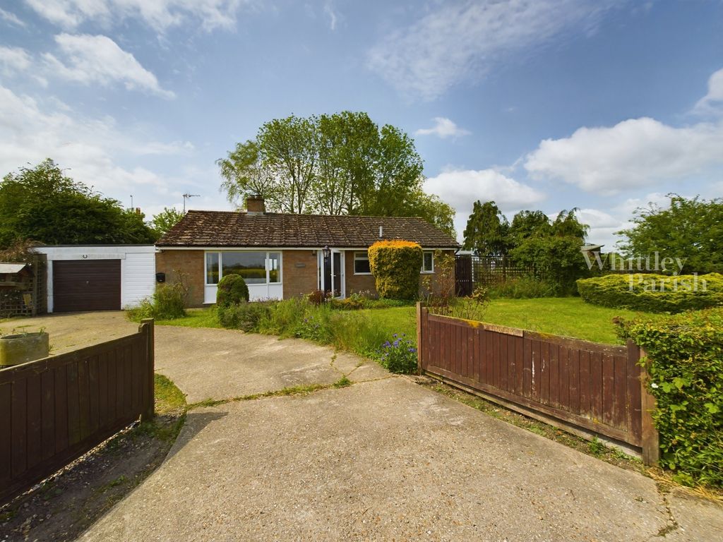 2 bed detached bungalow for sale in Silverleys Green, Cratfield
