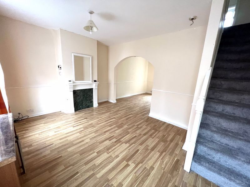 3 bed terraced house to rent in Station Road, Eccles, Manchester M30, £