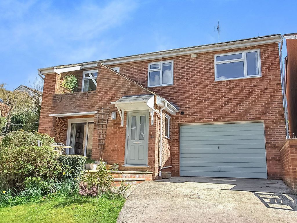 4 bed detached house for sale in Lawrence Close, Charlton Kings