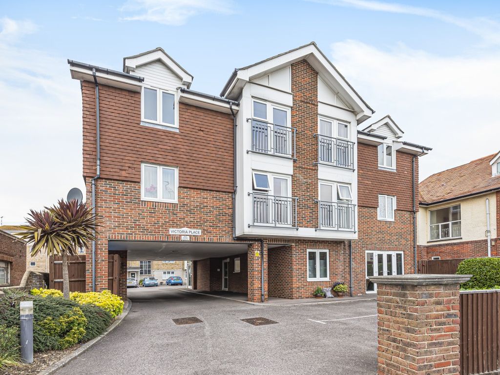 2 bed flat for sale in Victoria Place, Victoria Drive, Bognor Regis