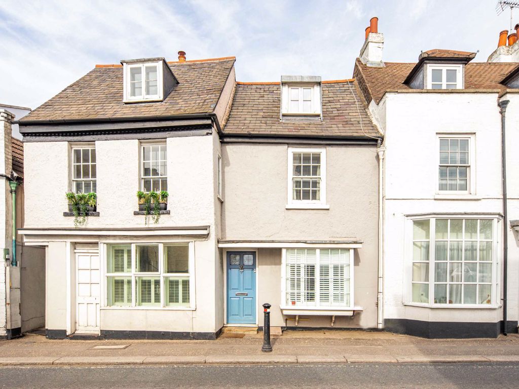 3 bed terraced house for sale in Thames Street, Hampton TW12 Zoopla