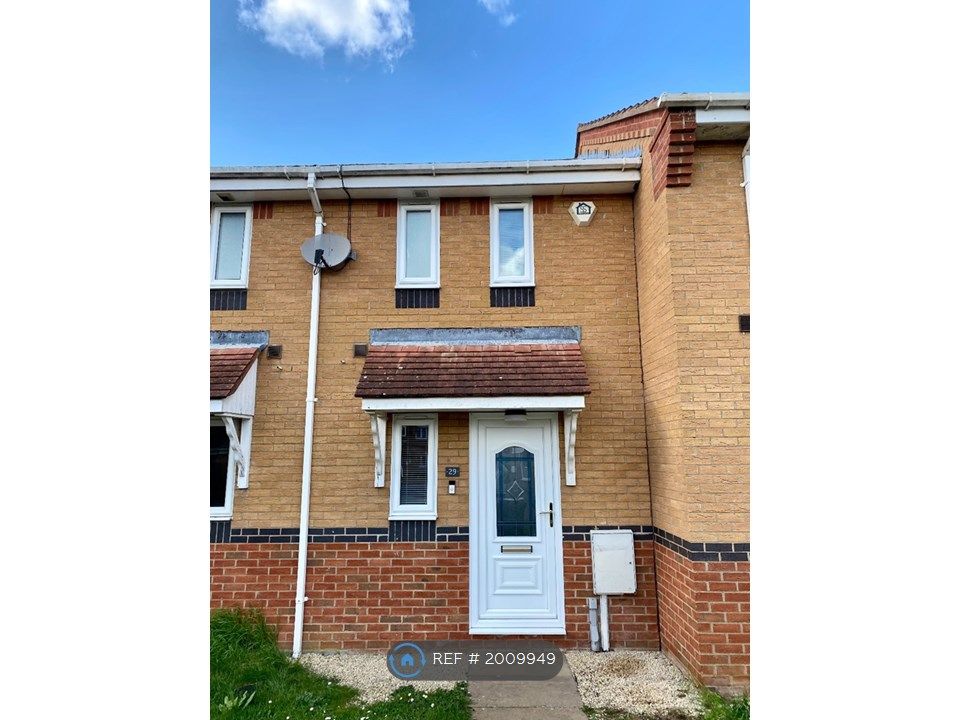 1 bed terraced house to rent in Cowslip Drive, Deeping St James PE6, £