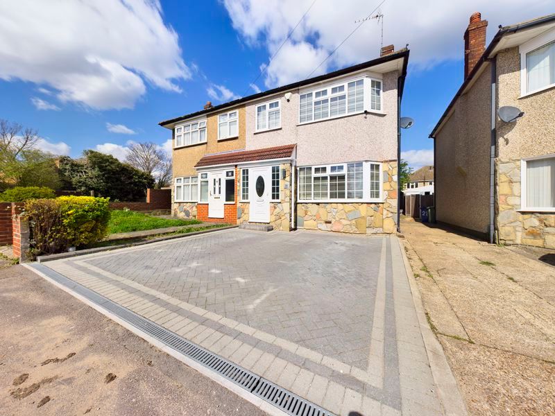 3 bed semidetached house for sale in Elm Road, Aveley, South Ockendon RM15 Zoopla