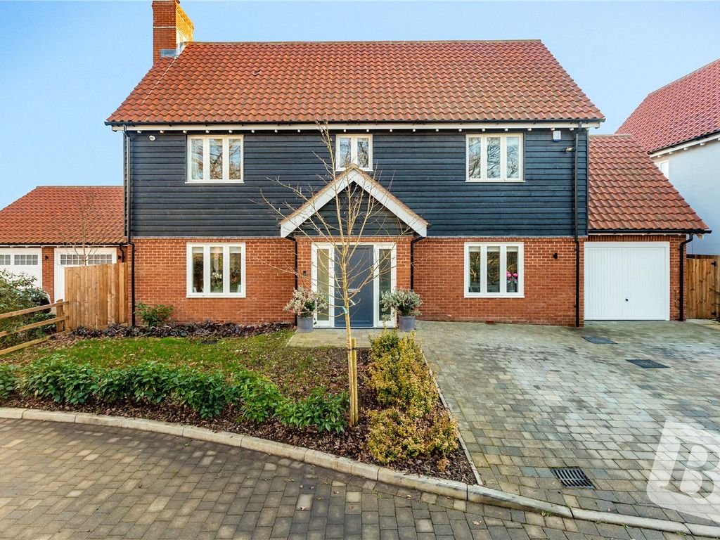 4 bed detached house for sale in Station Bridge Mews, Ongar, Essex CM5
