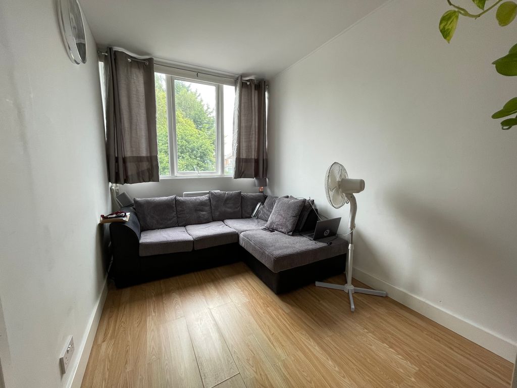 1 bed flat to rent in Dunstable Road, Luton LU4 Zoopla