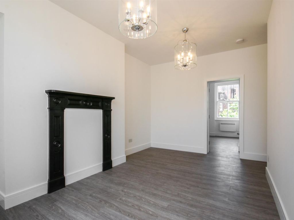 2 bed flat to rent in Cleveland Street, London W1T Zoopla