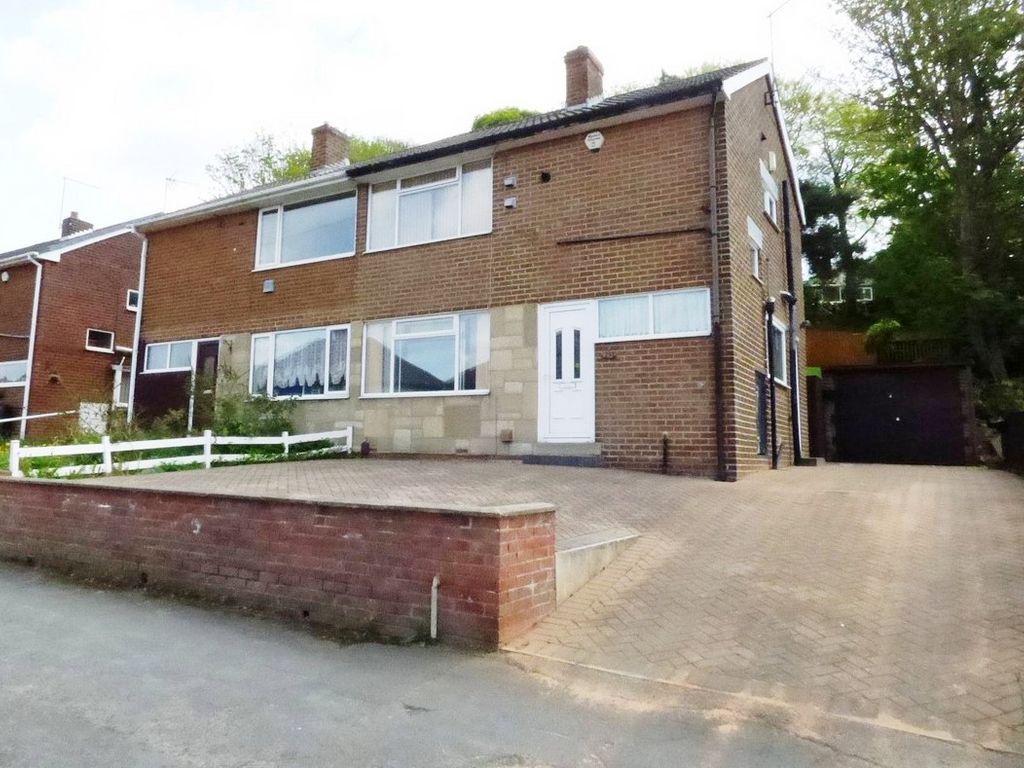 3 bed semidetached house for sale in Greenhill Road, Leeds LS13, £