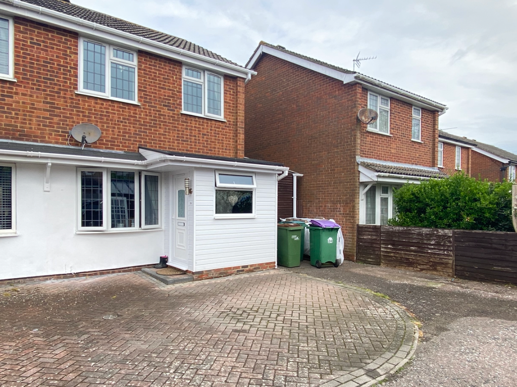 2 bed semidetached house for sale in Octavian Drive, Hythe CT21 Zoopla