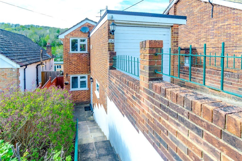 2 bed detached house for sale in Melody Road, Biggin Hill, Westerham