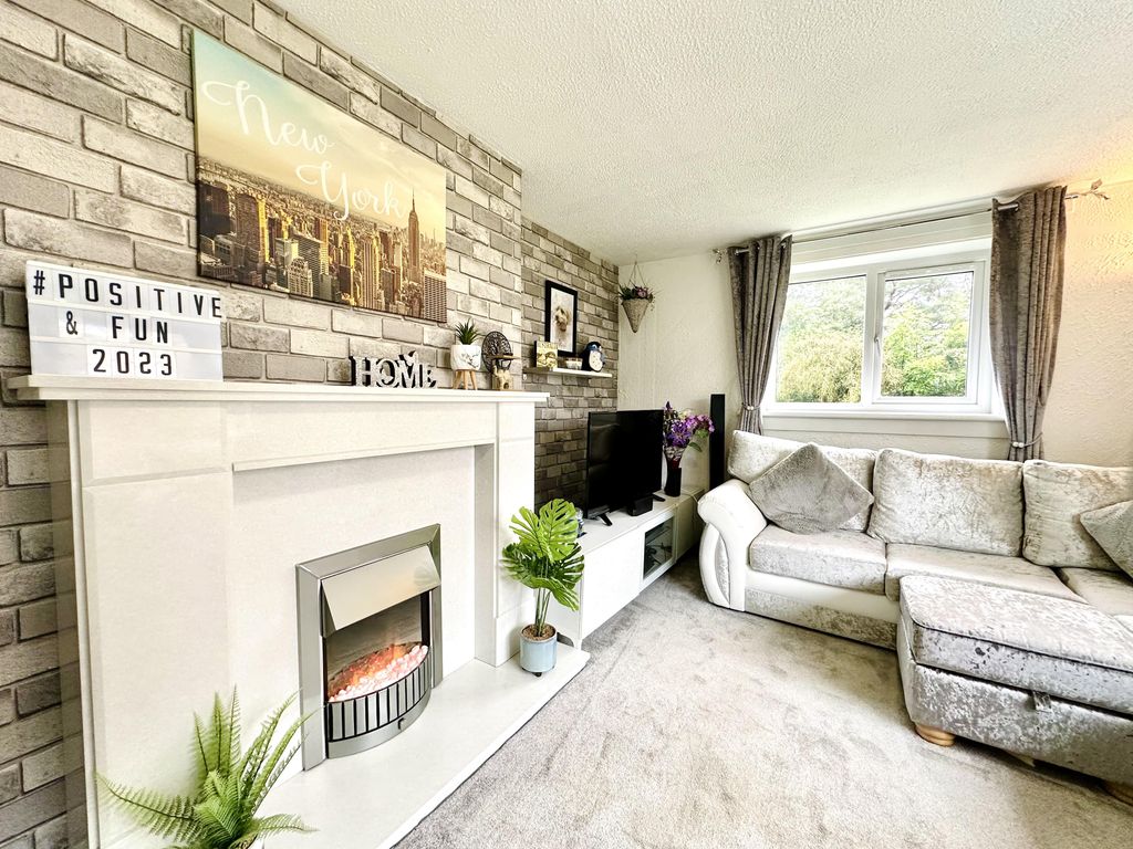 2 bed flat to rent in 26 Gordon Drive, East Kilbride, Glasgow G74, £650