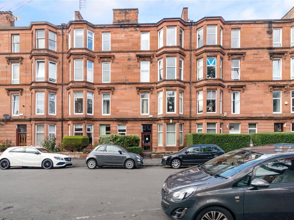 2 bed flat for sale in Waverley Gardens, Shawlands, Glasgow G41 Zoopla