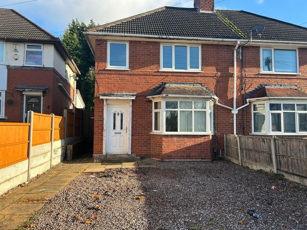 3 bed property to rent in Dangerfield Lane, Darlaston, Wednesbury WS10