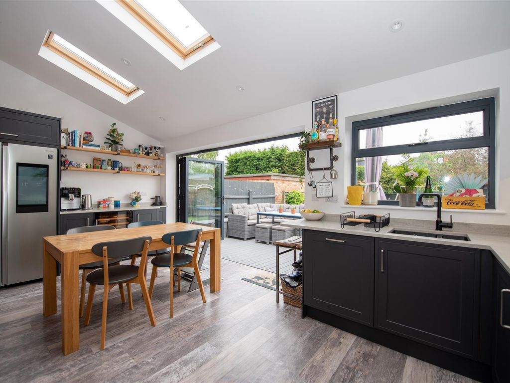 3 bed detached house for sale in Blake Road, West Bridgford, Nottingham