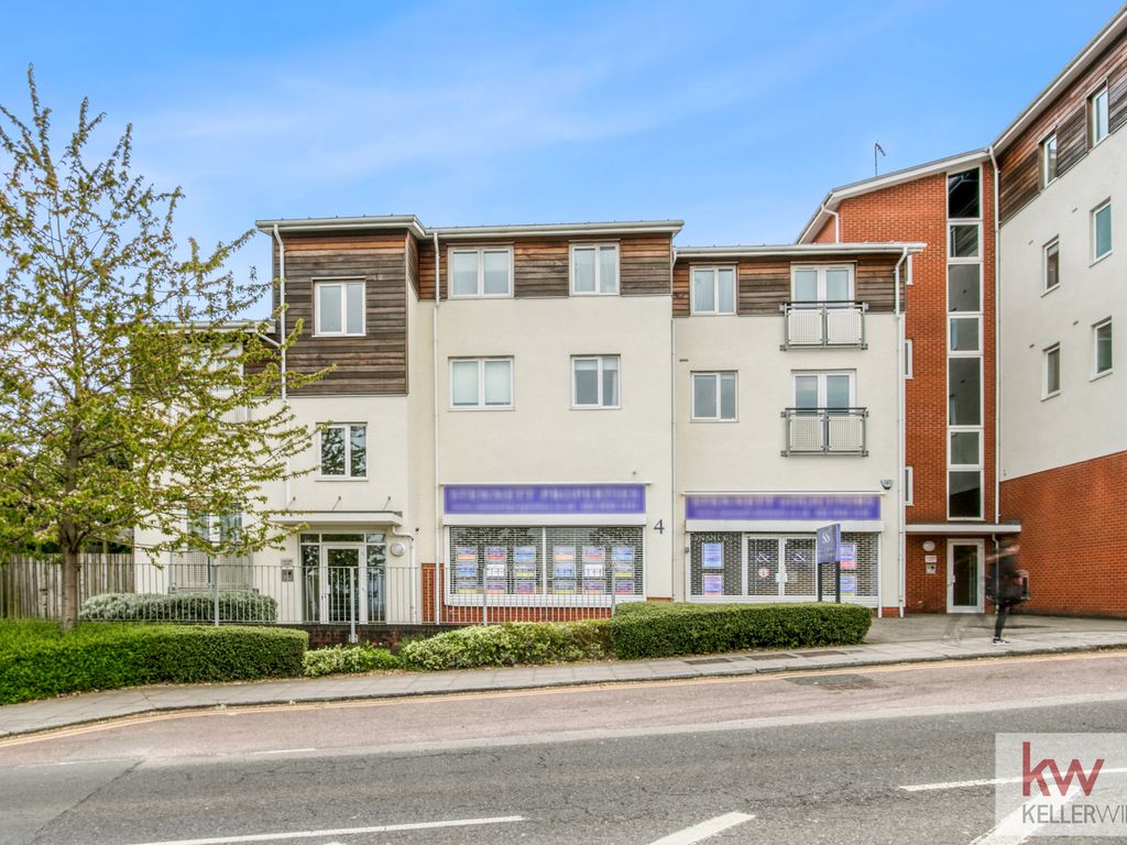 2 bed flat for sale in Winchmore Hill Road, London N14, £425,000 Zoopla