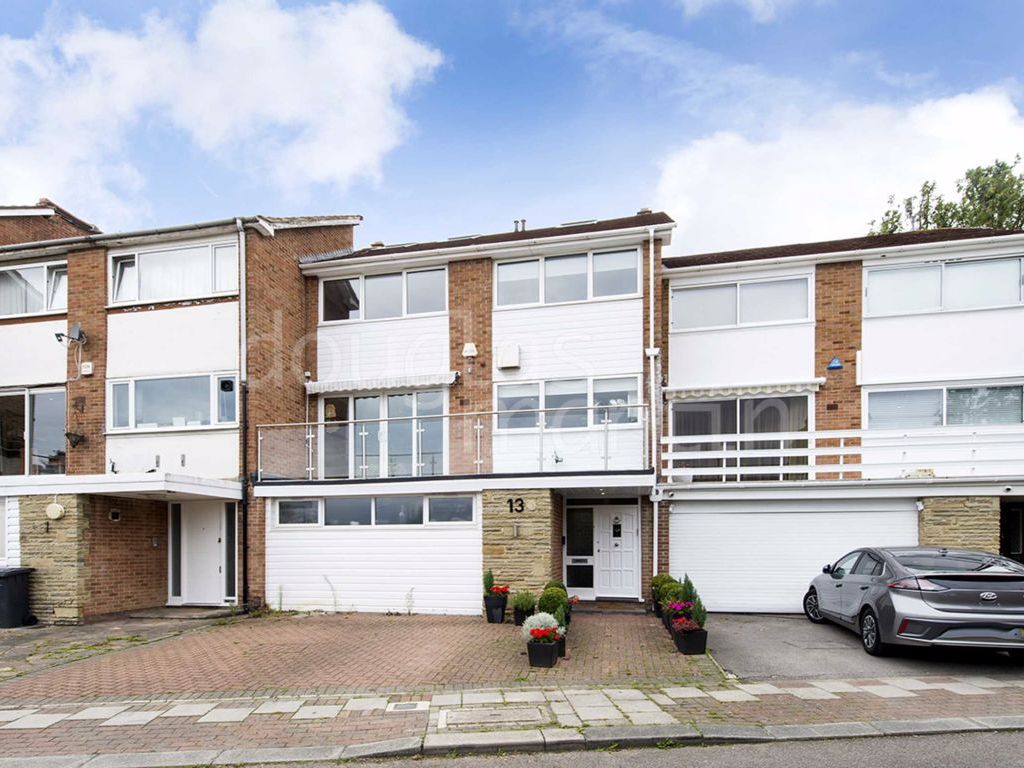 Brinsdale Road, London NW4  