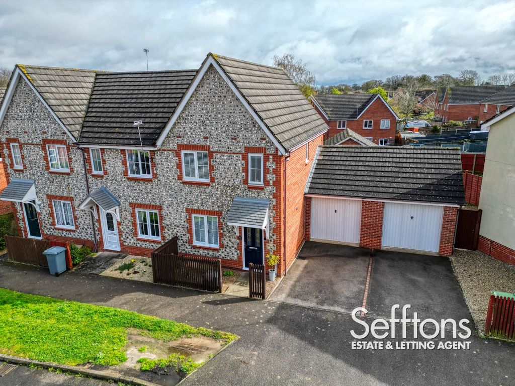 2 bed semidetached house for sale in Desborough Way, Thorpe St. Andrew