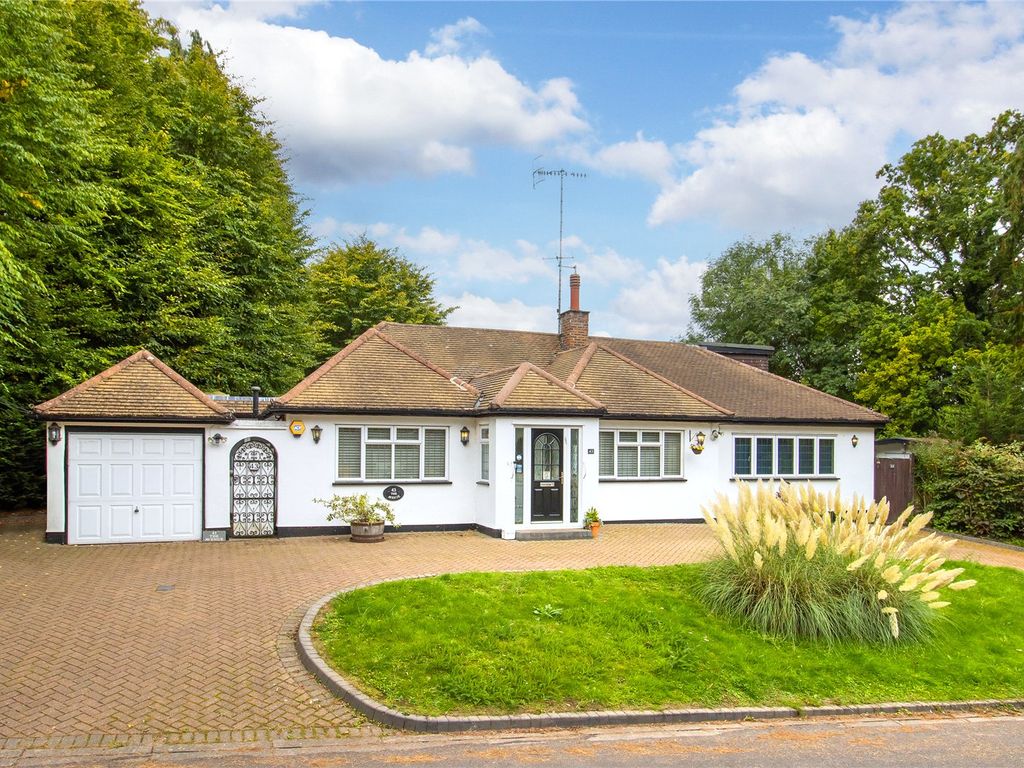 3 bed bungalow for sale in The Avenue, Radlett, Hertfordshire WD7 Zoopla