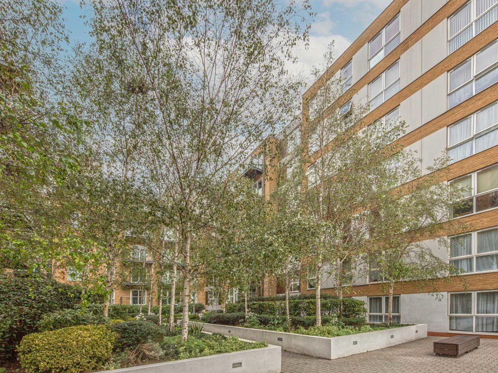 2 bed flat to rent in Bromyard Avenue, London W3 Zoopla