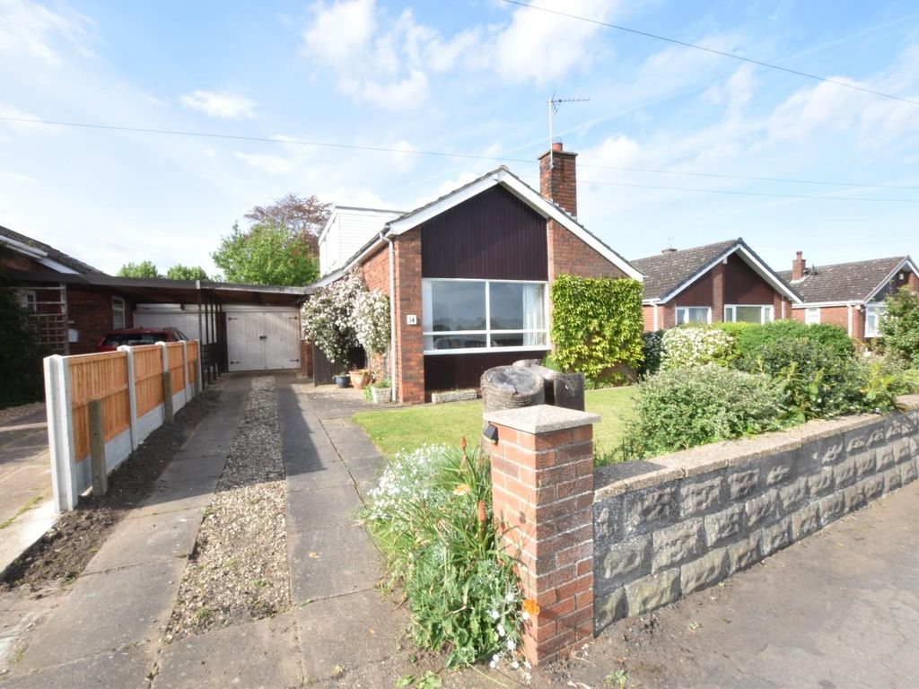 4 bed detached bungalow for sale in Westcliffe Road, Scotter