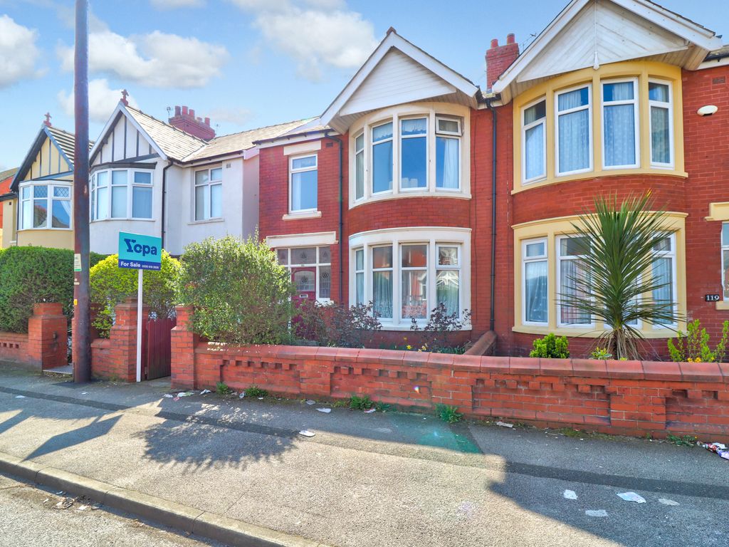 3 bed semidetached house for sale in Warley Road, Blackpool FY1 Zoopla