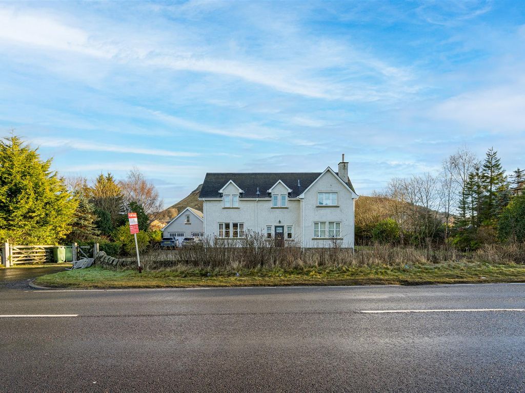 5 bed detached house for sale in Blairadam, Kelty KY4, £650,000 Zoopla