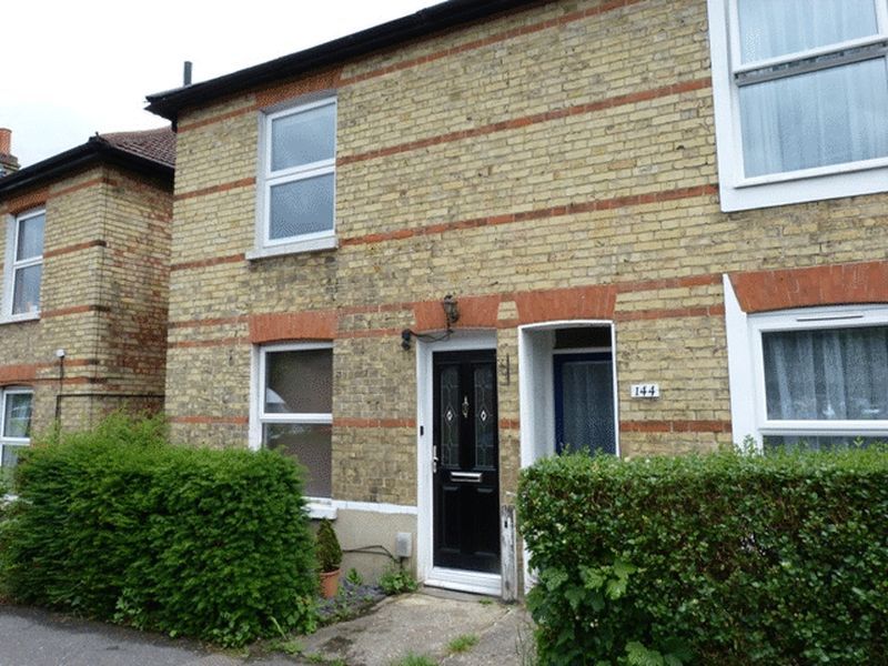 2 bed end terrace house to rent in Godstone Road, Caterham CR3 Zoopla