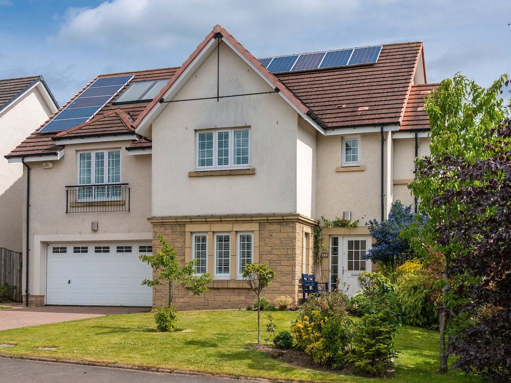 5 bed detached house for sale in Catelbock Close, Kirkliston