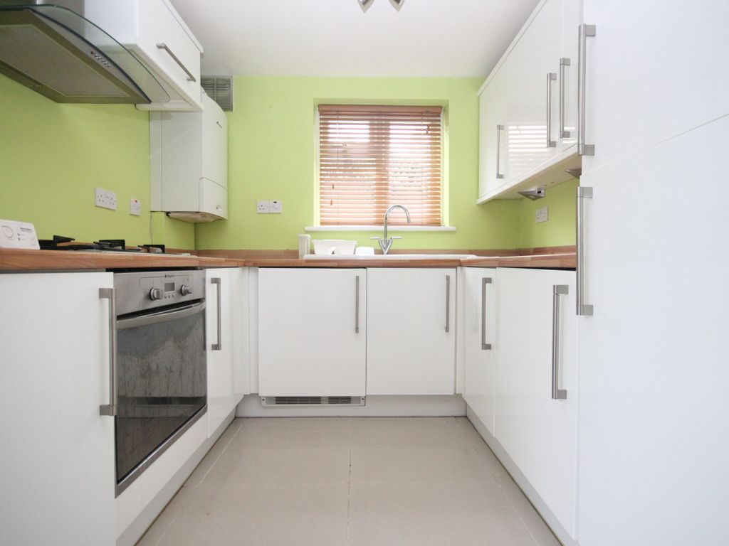 1 bed flat to rent in Middlefield Road, Southway, Plymouth PL6, £725