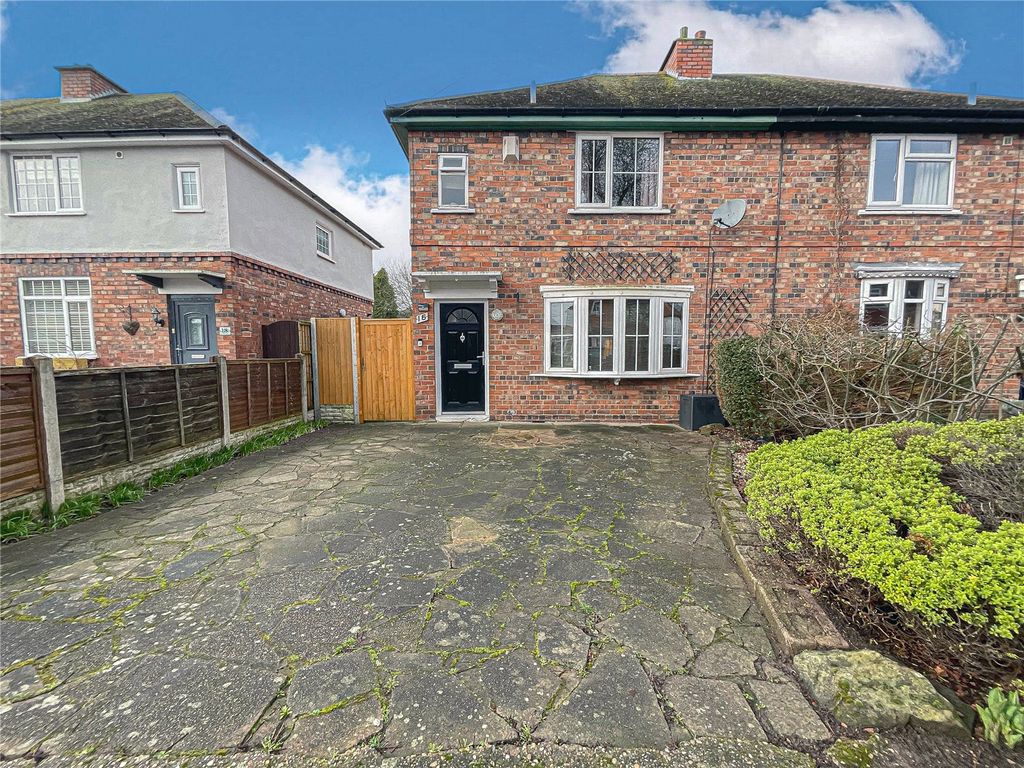 3 bed semidetached house for sale in Willington Road, Tamworth