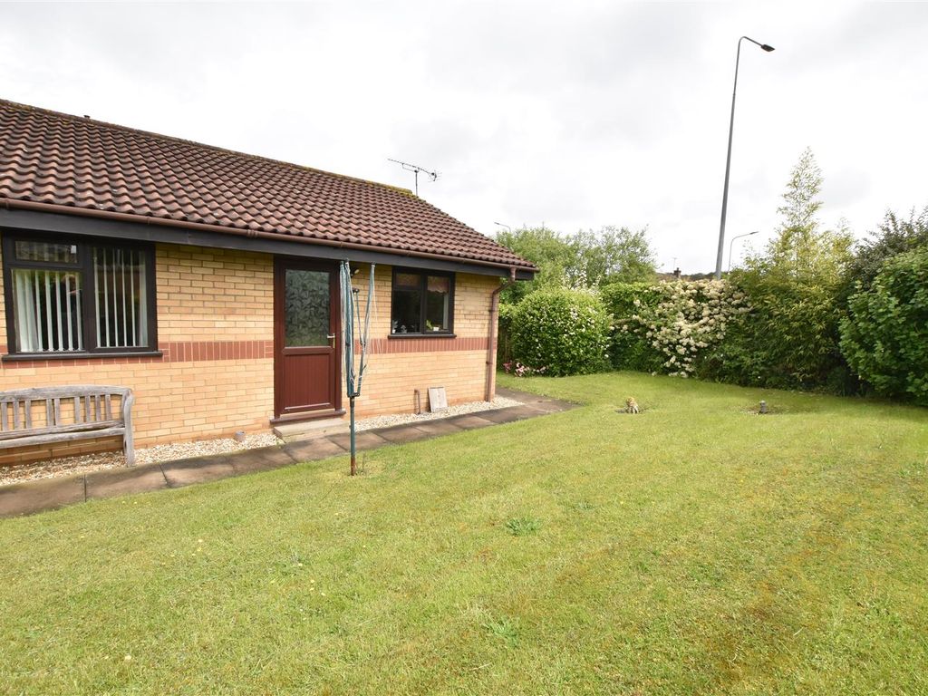 1 bed semidetached bungalow for sale in St. Marys Court, Speedwell