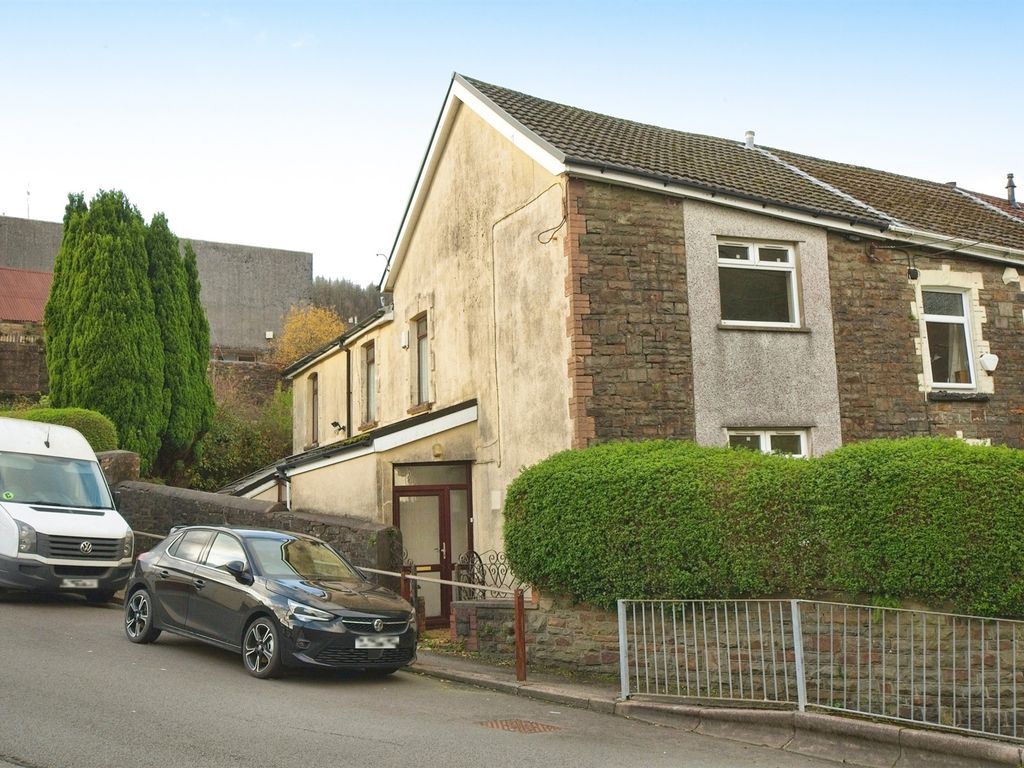 4 bed end terrace house for sale in Station Terrace, Maerdy, Ferndale